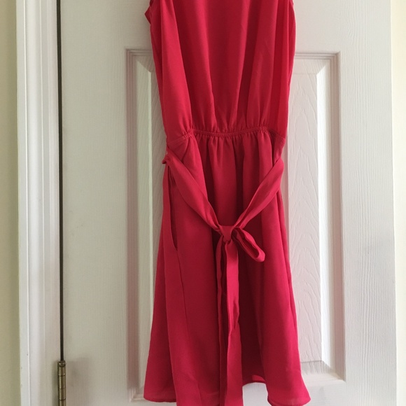 EXPRESS Fuchsia Ruffle Mini Dress - Picture 5 of 9